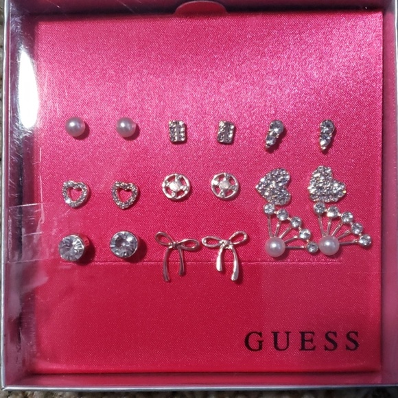 Guess Earring Set - Picture 2 of 3